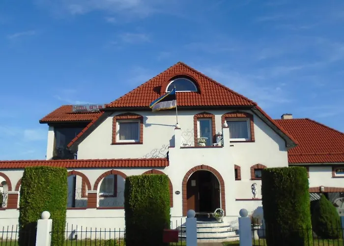 Отель Getliin *