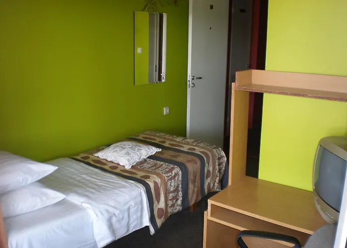 Отель Getliin *